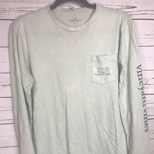 Vineyard vines shirt